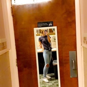 Meet your Posher, Ary